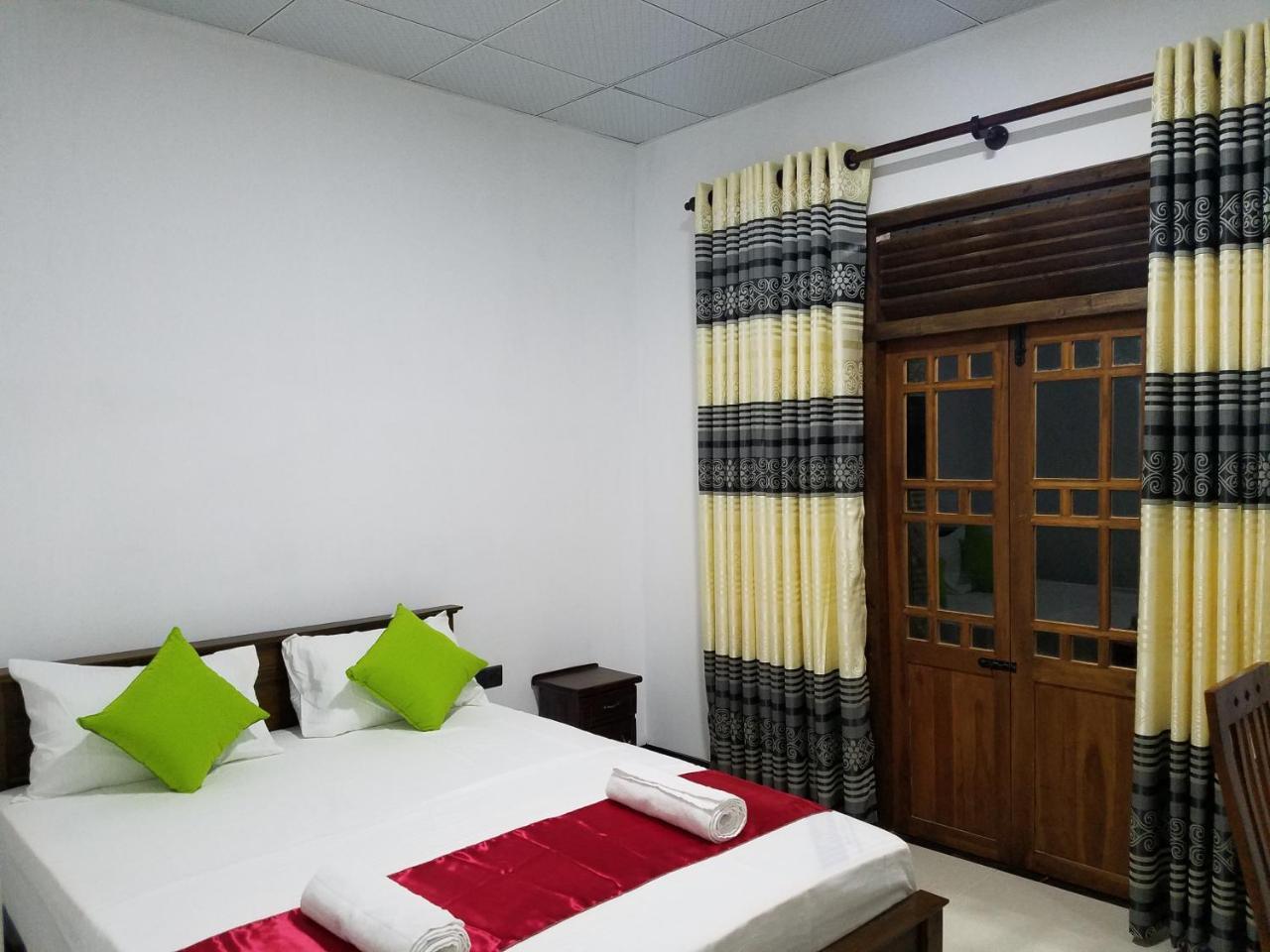 Yashumi Homestay Dambulla Dış mekan fotoğraf
